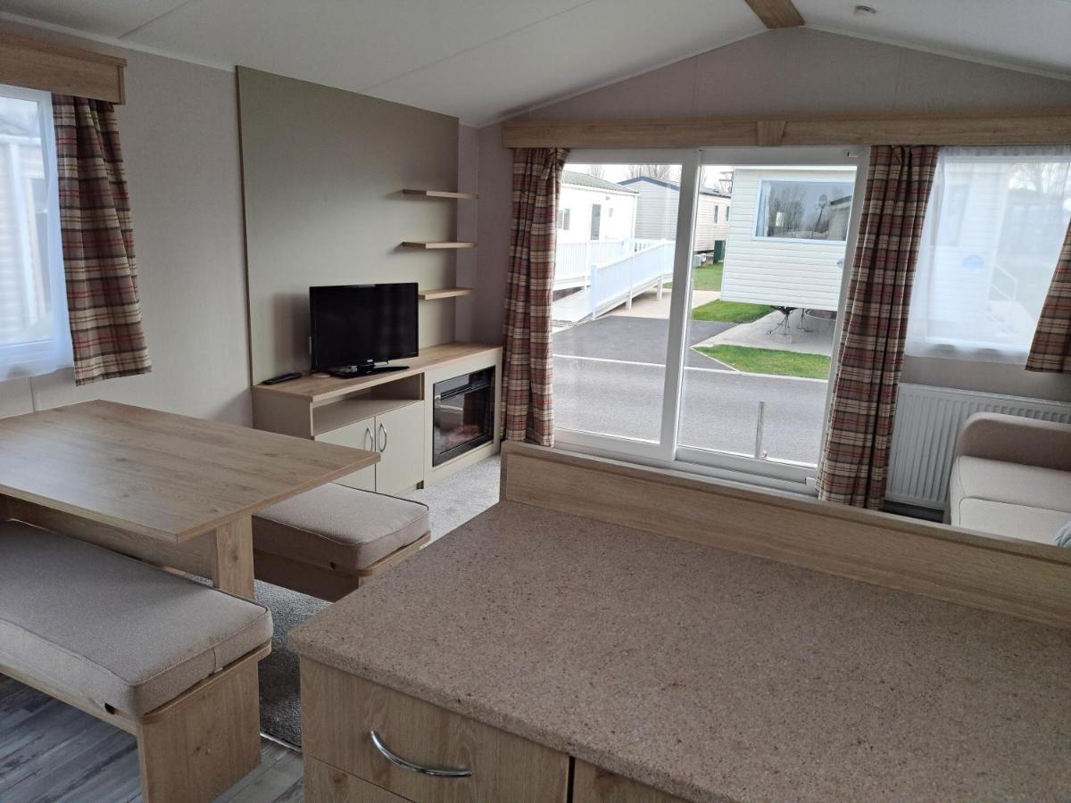 Edwards Holiday Home Blackpool Exterior photo