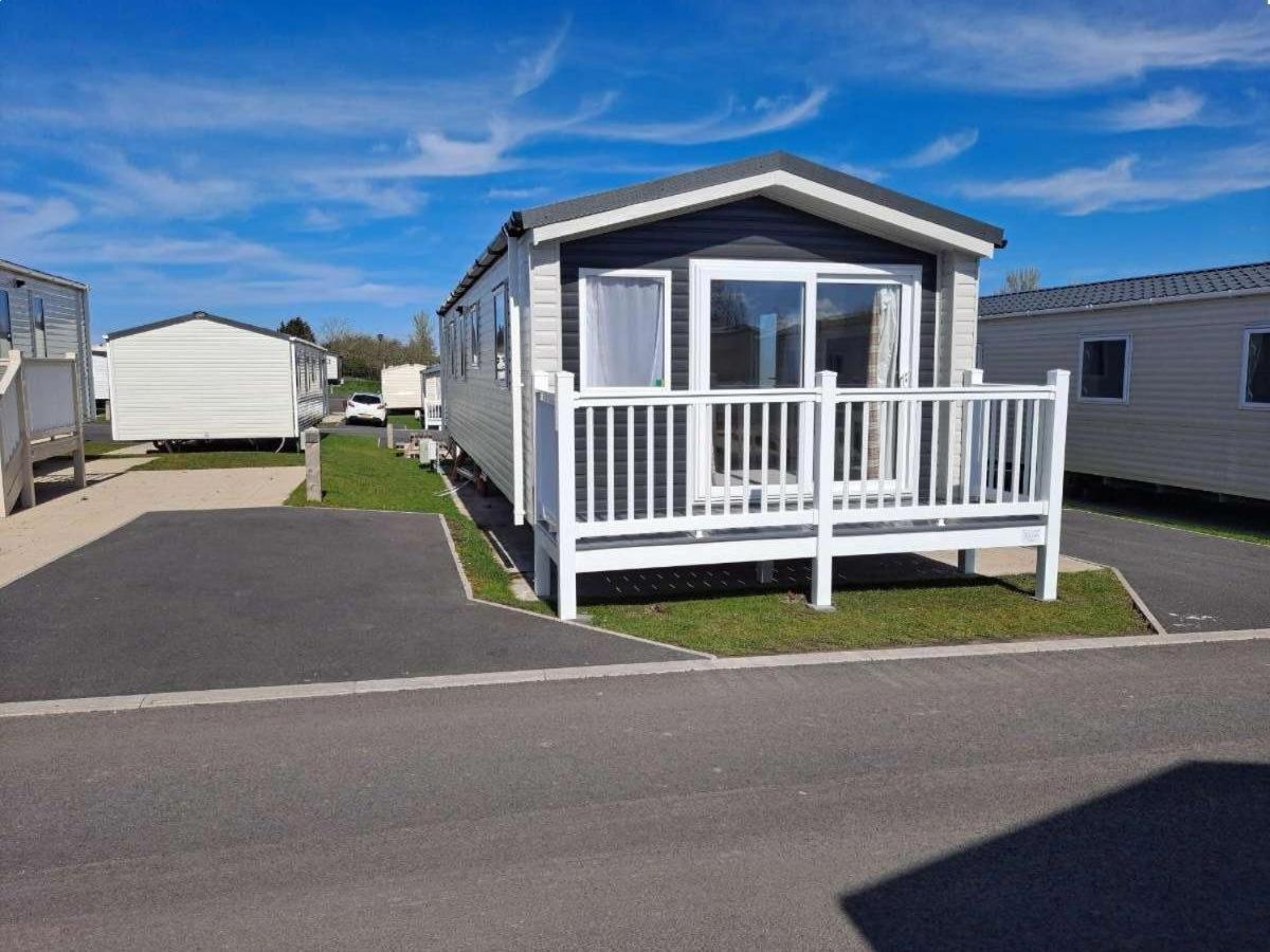 Edwards Holiday Home Blackpool Exterior photo